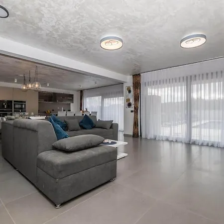 Luxury Sumeja, Istra Villa *