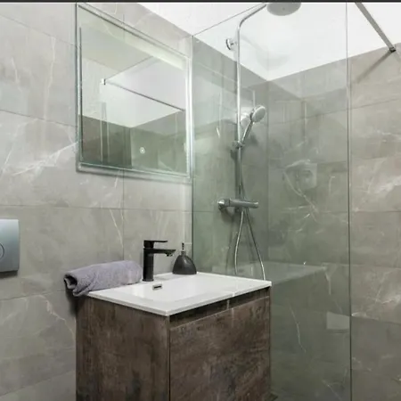 Villa Sumeja With Private Pool, Istria